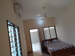 4 bedrooms, free WiFi