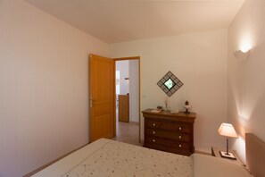 2 chambres, Wi-Fi gratuit, draps fournis
