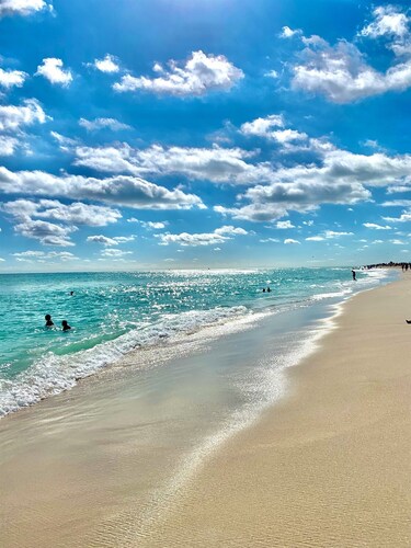 Seven Palms Waterfront - Private Dock, Heated Pool & Lanai - Walk to Beach!