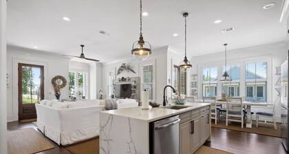 Luxury Coastal Retreat | Sleeps 8 | Private Pool | Walk to the Beach!