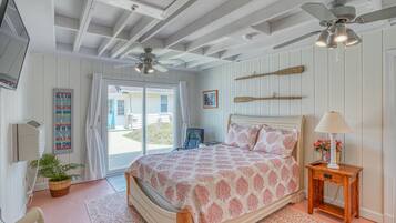 3 bedrooms, iron/ironing board, free WiFi