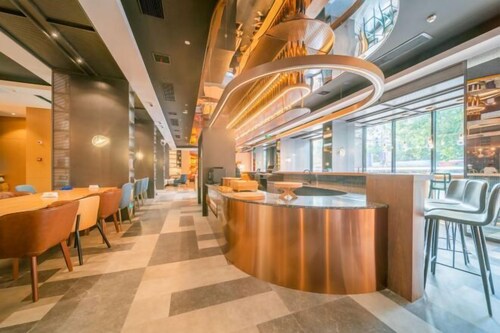 Shanghai Baoshan Changjiang Road Atour Light Residence Hotel
