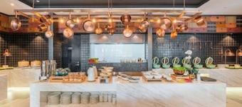 Shanghai Baoshan Changjiang Road Atour Light Residence Hotel