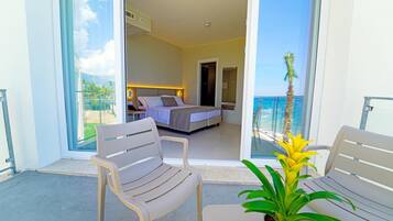 Double Room, Private Bathroom | Desk