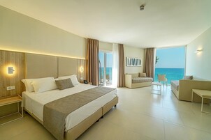 Double Room, Private Bathroom | Desk
