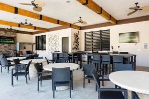 Dining - Global Bowling Villa, 1GB wifi, video wall TV, private/heated pool, sleeps 34 (Davenport)