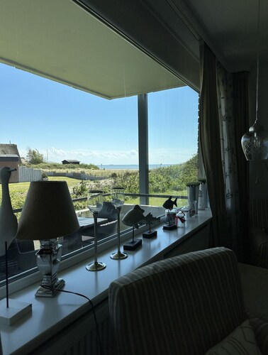 Bright beach apartment with sea view - The apartment is located directly on the beach.