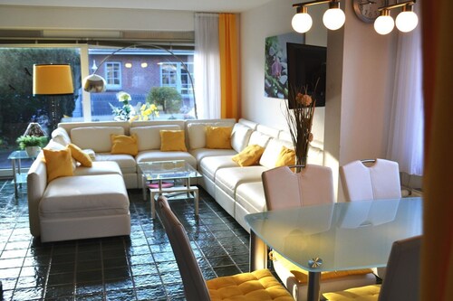 Ferienhaus Harmonie - In the most exposed location in Wyk, on the south beach.