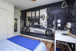 4 Schlafzimmer, Bügeleisen/Bügelbrett, kostenloses WLAN, Bettwäsche
