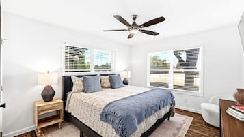 3 chambres, fer et planche à repasser, Wi-Fi gratuit, draps fournis