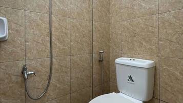 Shower, bidet, towels, soap