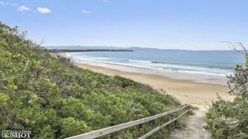 SummerBreeze - only seconds to the beach