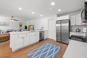 Fridge, microwave, oven, stovetop - 4 bedroom pool home 1 block from the Beach! (Myrtle Beach)