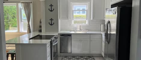 Fridge, microwave, oven, dishwasher