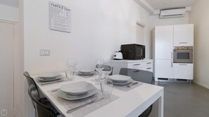 Departamento | 2 habitaciones, tabla de planchar con plancha y wifi