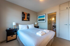 2 slaapkamers, een strijkplank/strijkijzer, wifi