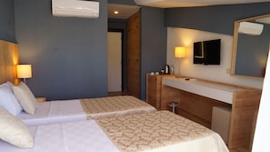 Minibar, in-room safe, free WiFi, bed sheets