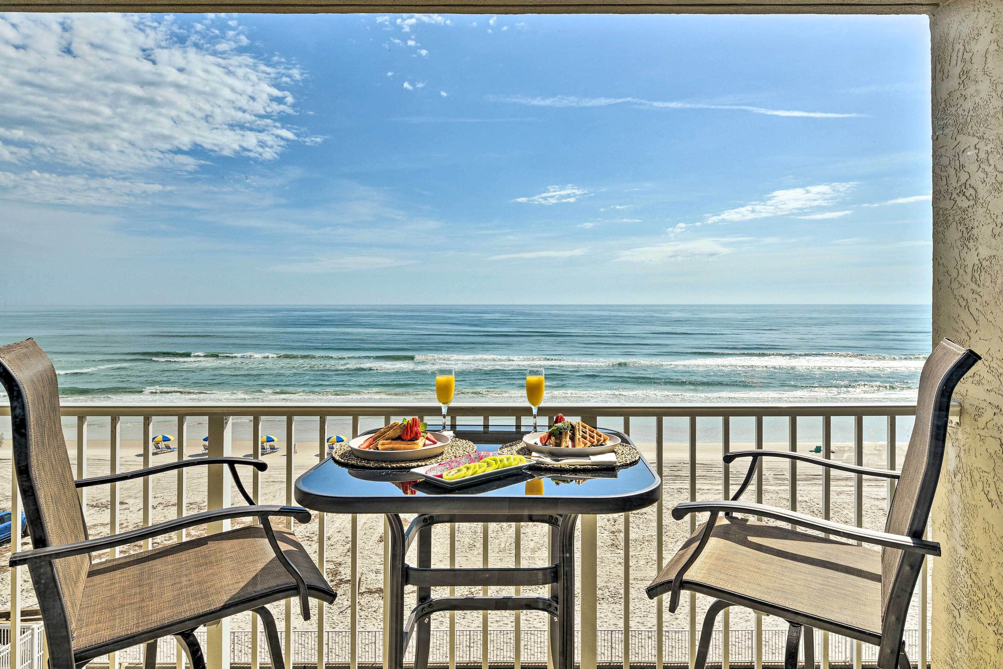 Oceanfront, Fourth-Floor Condo on Daytona Beach!