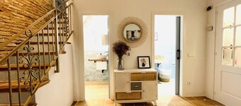 Centrally located house near the sea