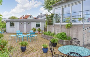 Outdoor dining - Stunning home in Simrishamn with WiFi (Simrishamn)