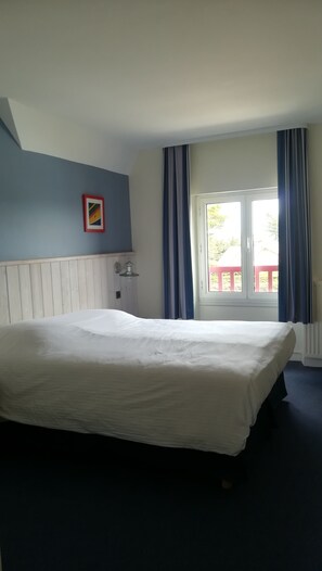 3 sovrum, värdeförvaringsskåp på rummet och strykjärn/strykbräda