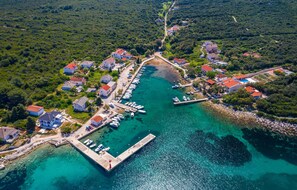 Marina - 2 bedroom nice home in Molat (Molat)