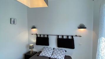 3 chambres, accĂšs Internet, draps fournis