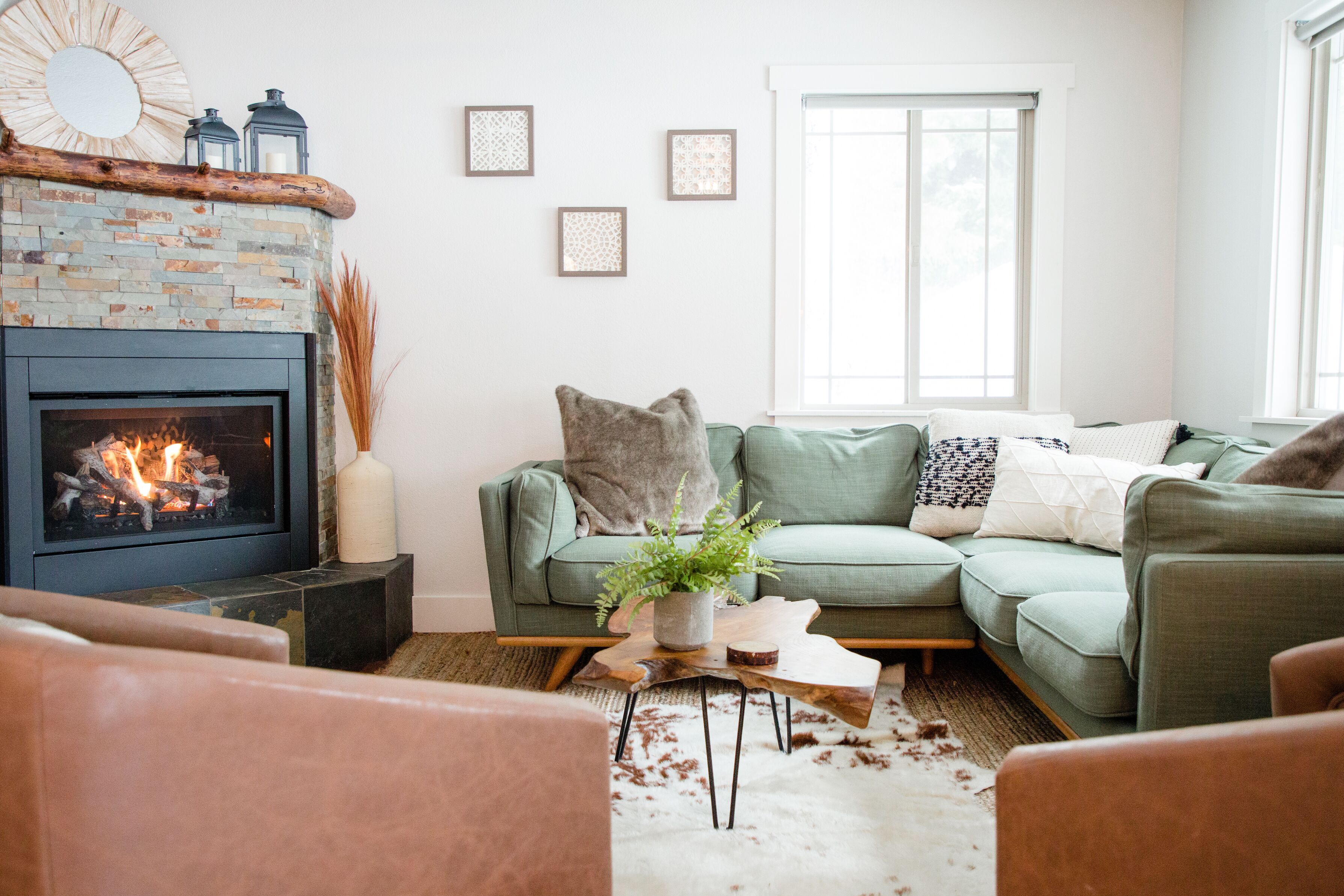 Driftwood Digs is a rambler style cabin with a detached game garage and separate casita