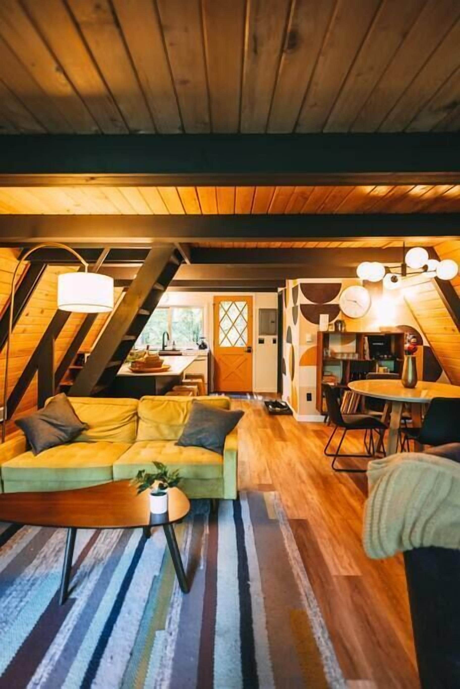 TV, fireplace, video games, stereo