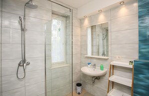 Shower - Cozy apartment in Split with WiFi (Split)