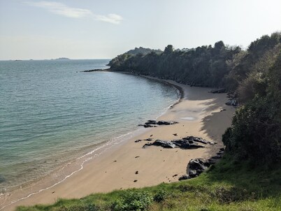 House 3***6 persons sea view in Paimpol