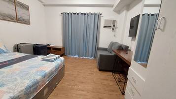 Family Studio | Free WiFi, bed sheets