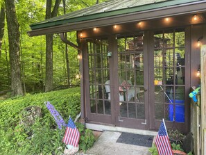 Exterior detail - Quiet cottage nestled in the woods (Mount Gilead)