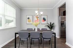 Traditional Townhome | Dining room