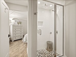 Shower, towels