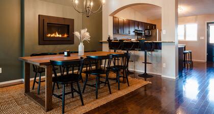 Executive 4 Bedroom Home in Bridgewater Forest *RARE FIND*