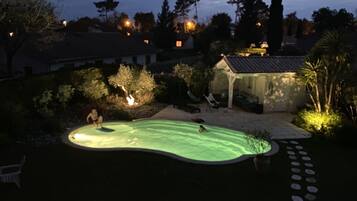 Piscine extérieure, piscine chauffée