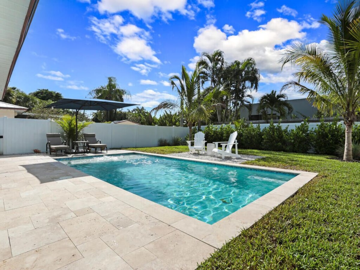 Photo 26 of Charming Naples Park Home!