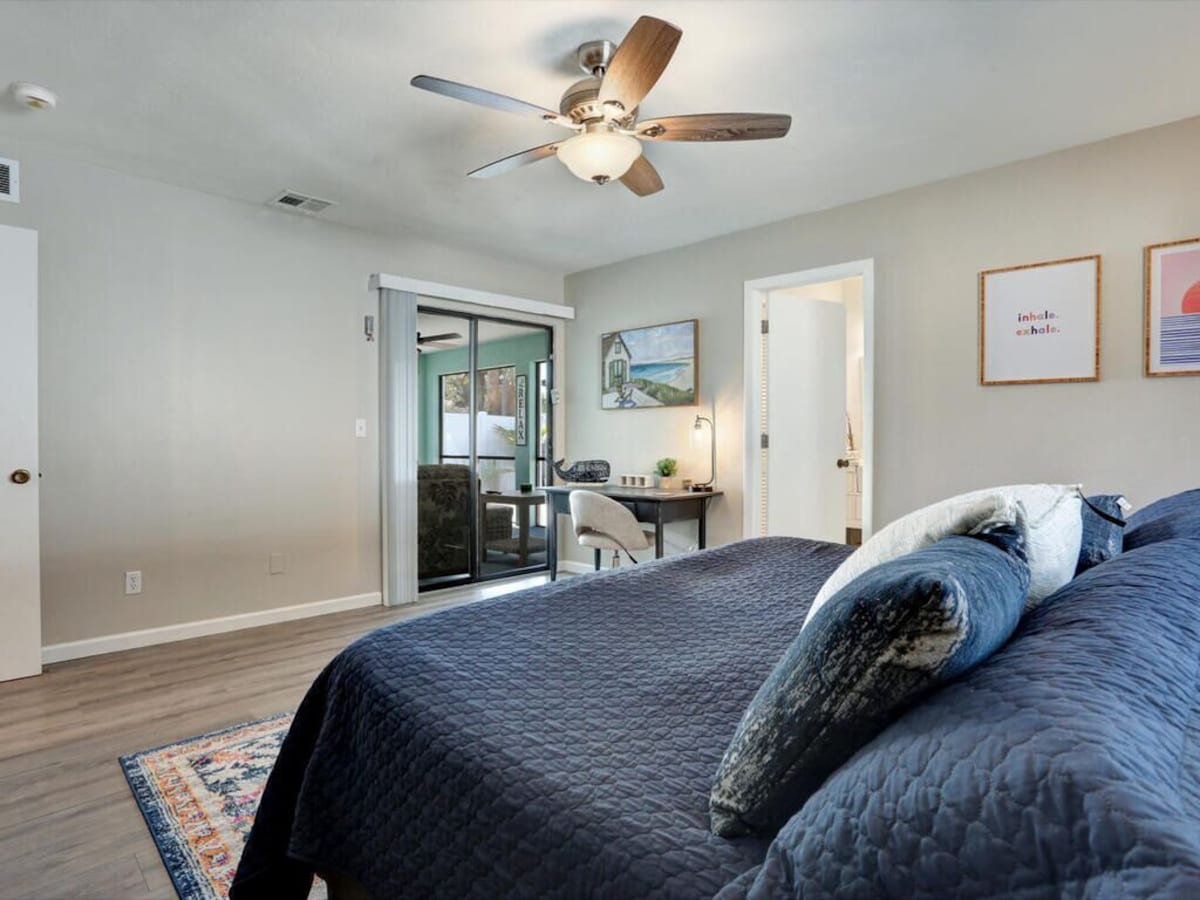 Photo 15 of Charming Naples Park Home!
