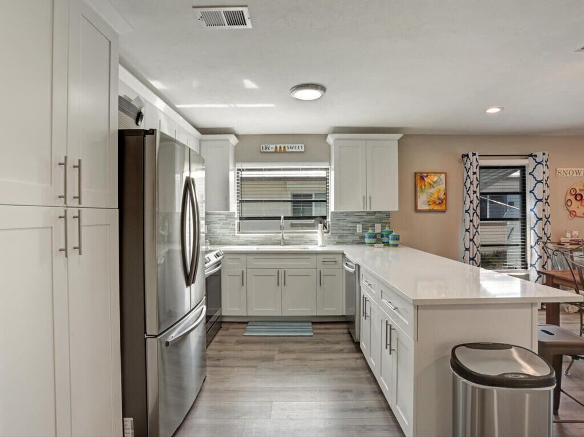 Photo 9 of Charming Naples Park Home!
