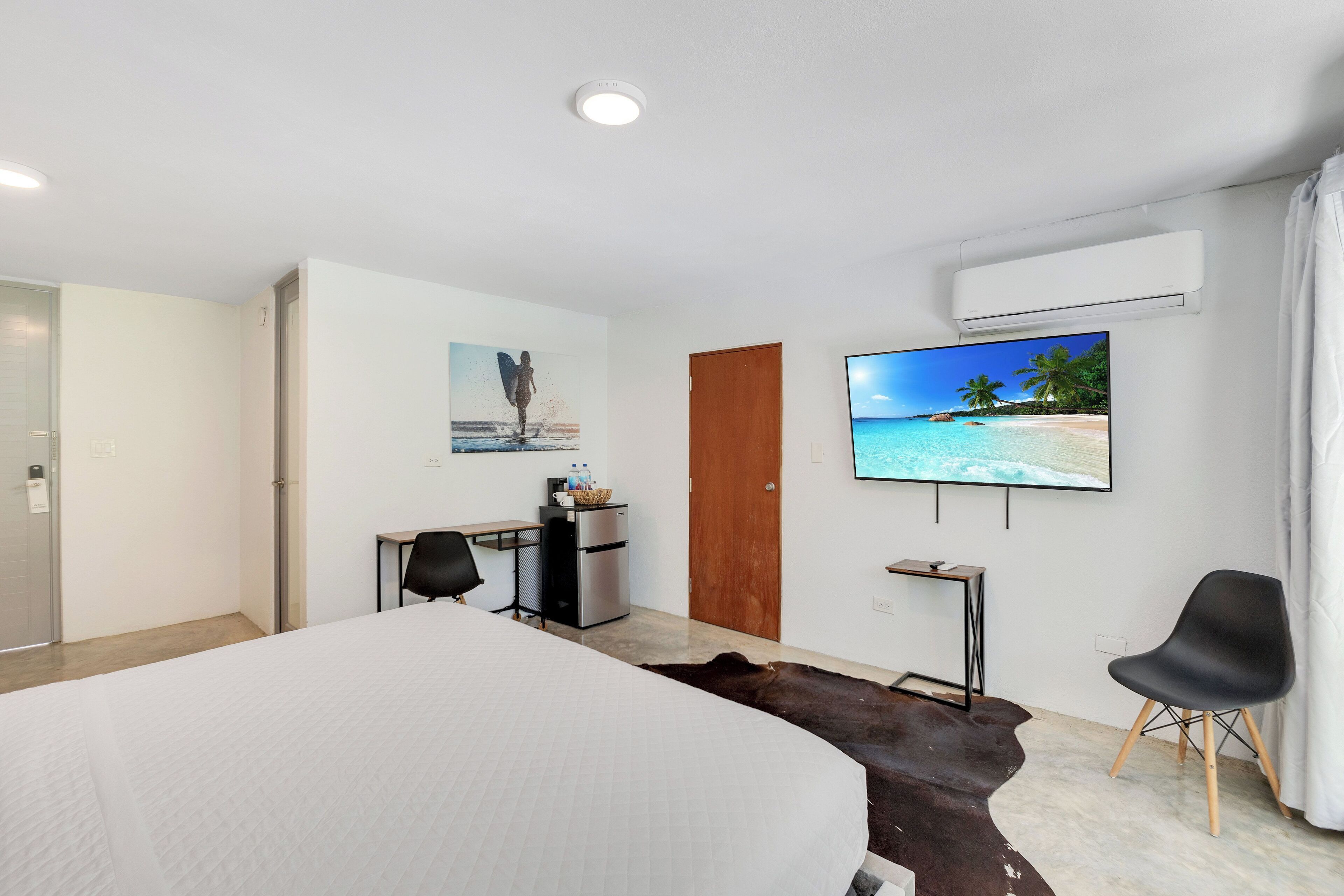 basic room | 1 bedroom, iron/ironing board, free wifi, bed sheets