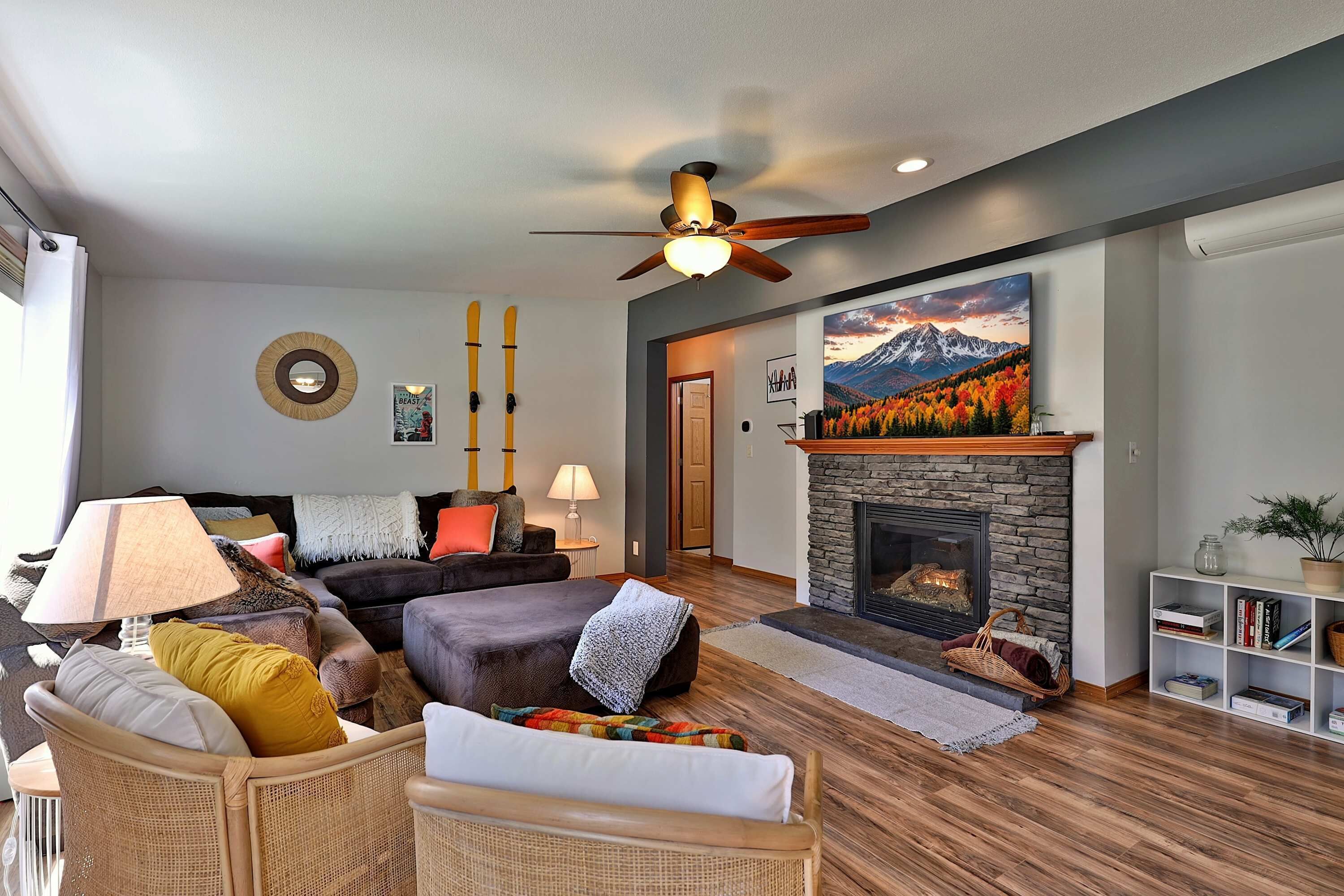 TV, fireplace, books, offices