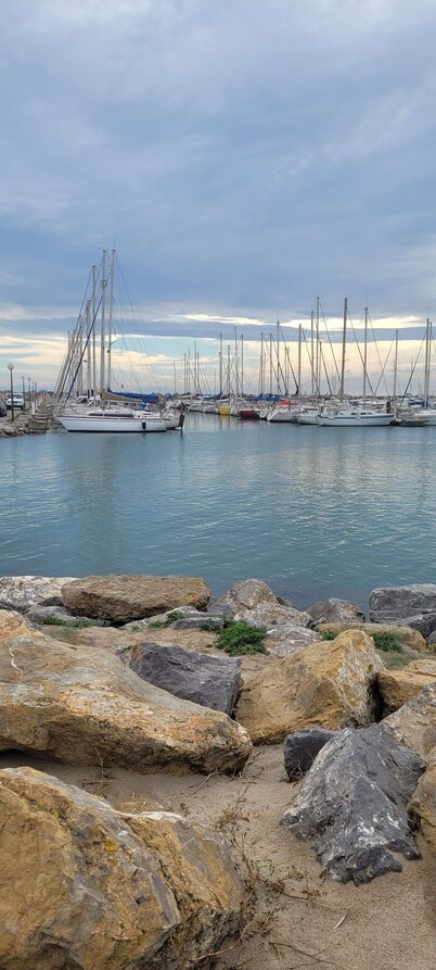 Pleasant house, shared private pool Les Eaux Vives 1 ST PIERRE LA MER