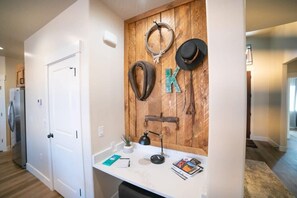 Interior - Red Canyon Bunkhouse at Kanab -  Grand Canyon (Kanab)