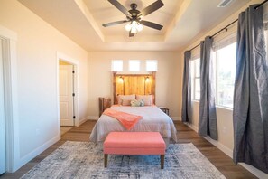 3 chambres, bureau, fer et planche à repasser, Wi-Fi