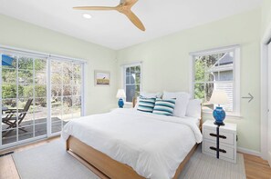 5 bedrooms, WiFi, bed sheets