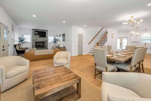 Interior - Golf Simulator | Hot Tub | Game Room | Fire Pit (Lexington)