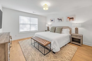 5 habitaciones, tabla de planchar con plancha, wifi y ropa de cama 