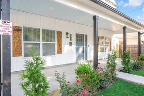 Exterior detail - Golf Simulator | Hot Tub | Game Room | Fire Pit (Lexington)