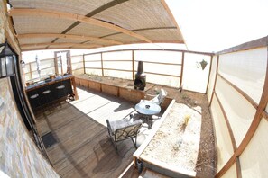 Chalet rustique, Plusieurs lits | Restauration en plein air